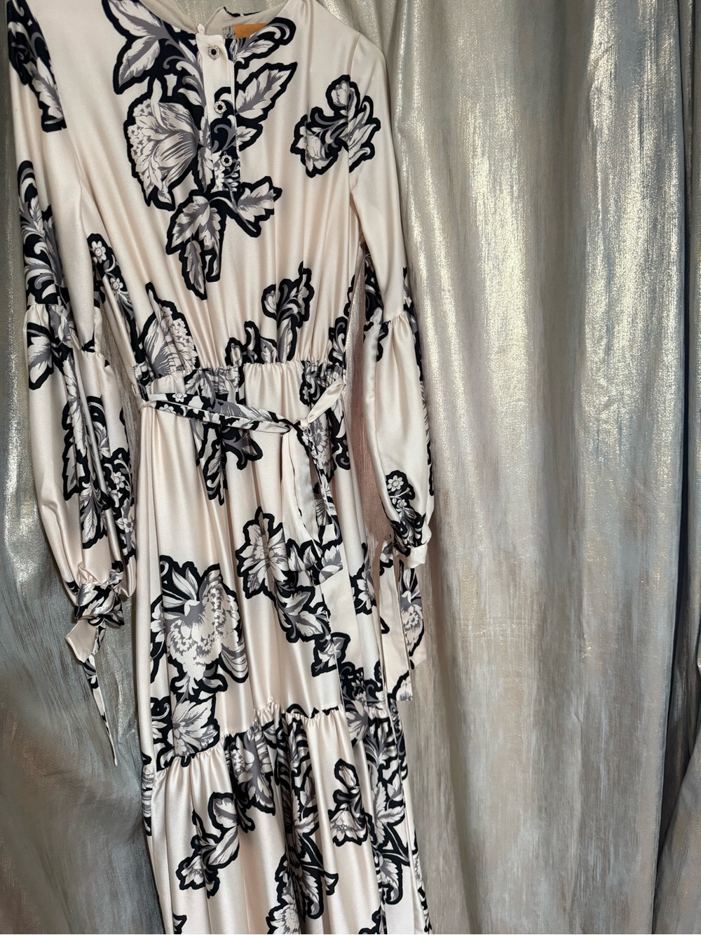 Elegant Black & Beige Floral Tiered Maxi Dress